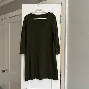 Daily Ritual 3/4 sleeve V-neck dress